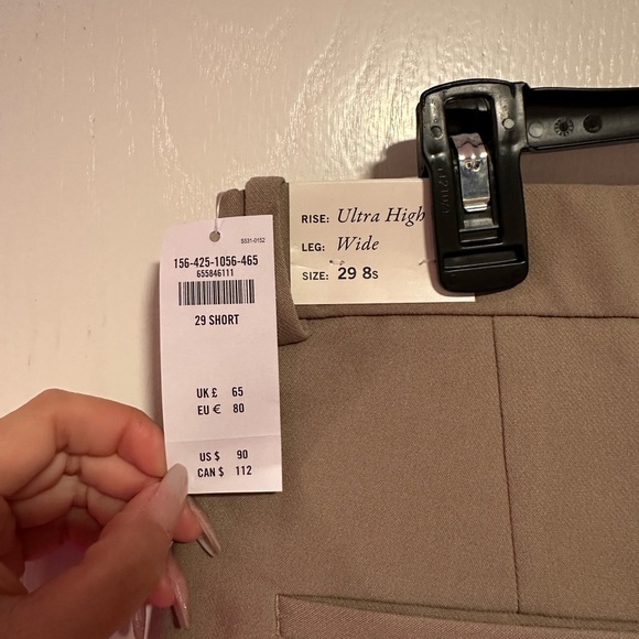 A&F Sloane Tailored Pant
SKU: 655846111 - Picture 2 of 3